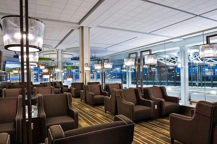 バンクーバー国際空港YVR VIPラウンジへのアクセス