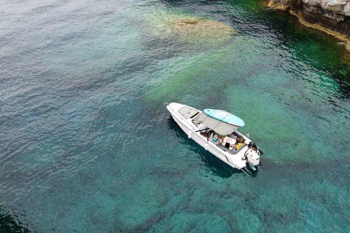 Excursion en bateau privé Lindos – Aventure côtière de 3 heures