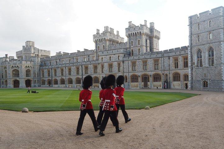 Stonehenge, château de Windsor et Bath Visite guidée d'une journée