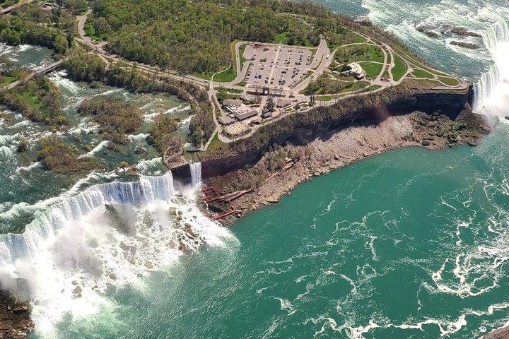 Niagara Falls Canada: A Self Guided Audio Tour