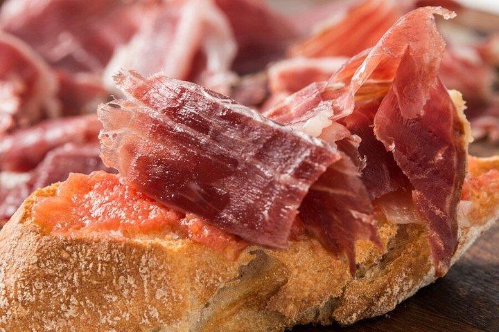 セビリア独自の食と歴史体験