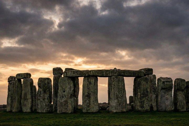 Stonehenge og Glastonbury Private Tour med japansk chauffør