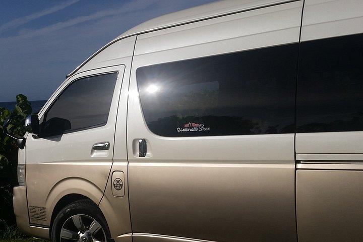 VIPプライベートボブマーリー博物館体験-モンテゴベイからキングストンへ