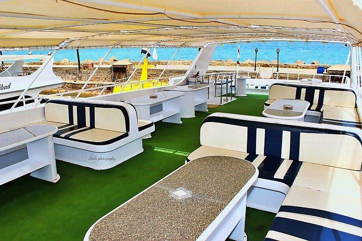 Ras Mohamed Snorkeling and White Island Experience