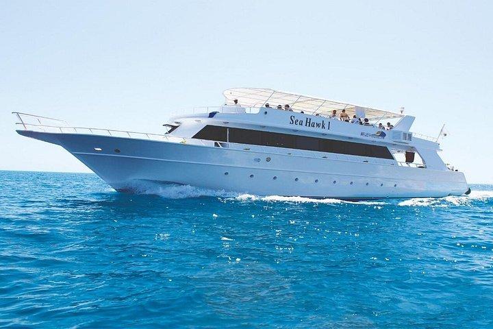 Ras Mohamed Snorkeling and White Island Experience