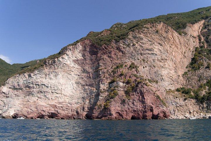Cinque Terre Sunset Boat Tour with Dinner, Drinks & Swimming Stop