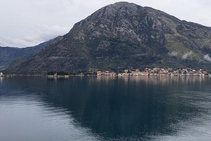 Montenegro Kleine Gruppe mit Luxus-Kleinbus