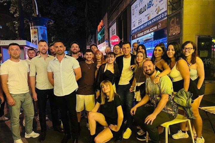Budapest : Pub Crawl & Ruin Bars - Coups gratuits et entrée VIP