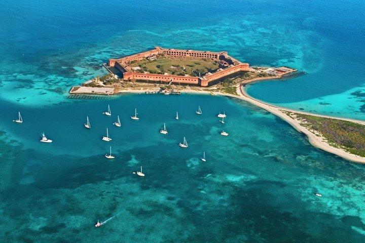 Dry Tortugas Boat Charter de Key West