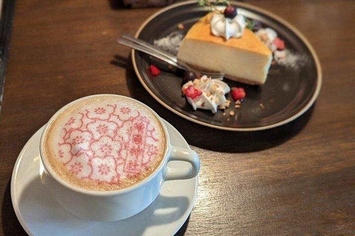 柴犬と神社散策で行く東京プライベート桜ツアー