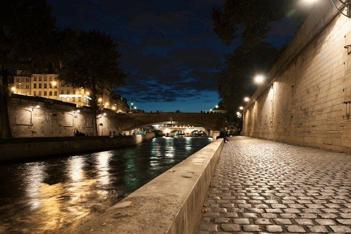 Hunted Walking Tour ao longo do rio Sena em Paris