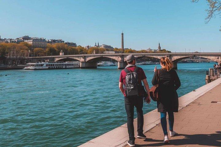 Hunted Walking Tour ao longo do rio Sena em Paris