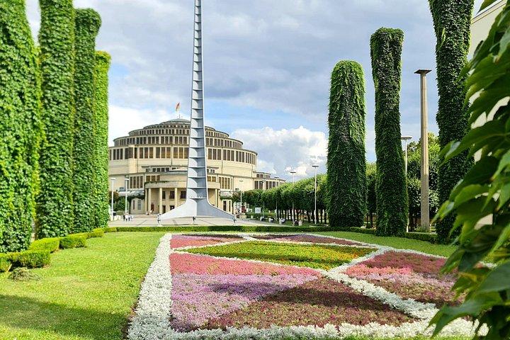 Wroclaw: Tour mit RETRO-E-Bus, 2 Stunden (Guide ENG) Gr. 3-7 Pers
