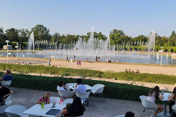 Wroclaw: Tour mit RETRO-E-Bus, 2 Stunden (Guide ENG) Gr. 3-7 Pers