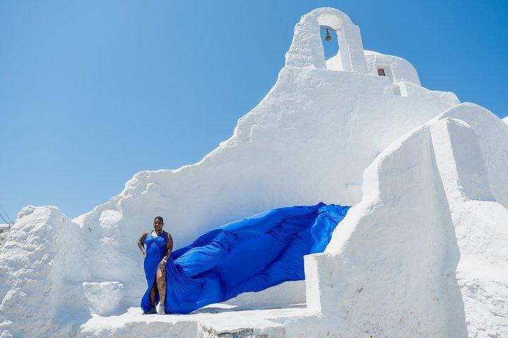 Flygande klänning Fotografering Mykonos - Kryssningsfartyg Passagerare