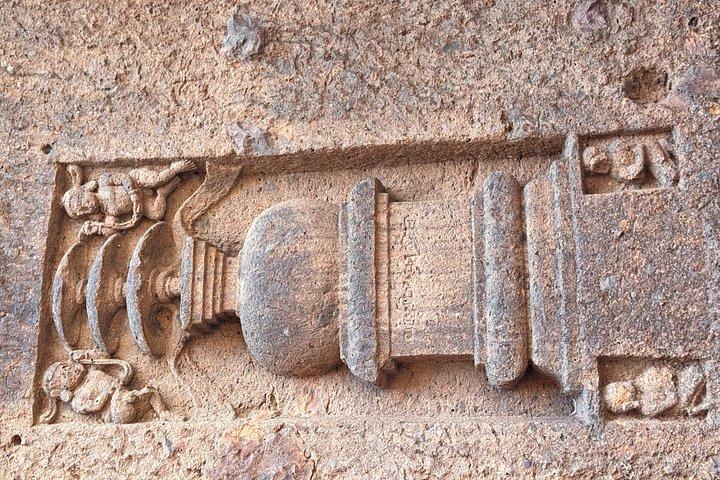ムンバイSGNP：カンヘリ洞窟、タイガーサファリ＆ジャイナ寺院