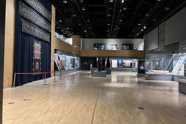ロイヤル・ミイラ博物館、シタデルとカーン・エル・ハリーリ・ツアー。