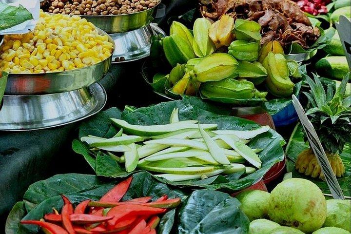 ムンバイSGNP：カンヘリ洞窟、タイガーサファリ＆ジャイナ寺院