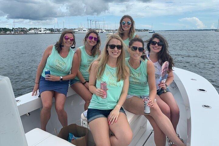 Missy Bachelorette N Bateau d'enterrement de vie de garçon