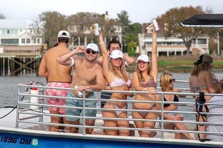 Missy Bachelorette N Bateau d'enterrement de vie de garçon