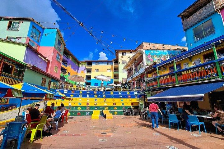 Private Day Tour from Medellin to Guatape and El Peñol Rock