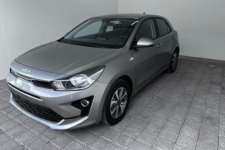 クスコ空港送迎：プライベートタクシー、バン＆SUV