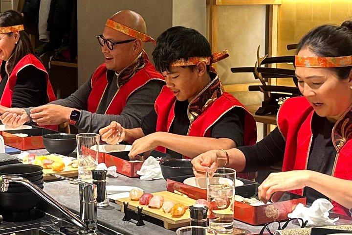 Luxury Samurai Sushi Dining Show em Asakusa Tokyo