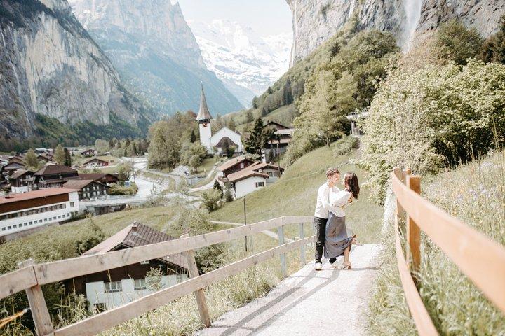 Private Fotosession mit einem lokalen Fotografen in Interlaken