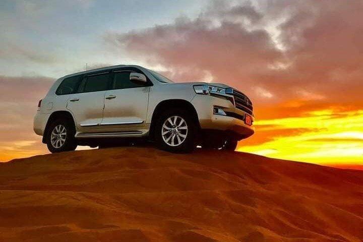 Desert Safari Avventura Cena barbecue con ATV Quad Bike
