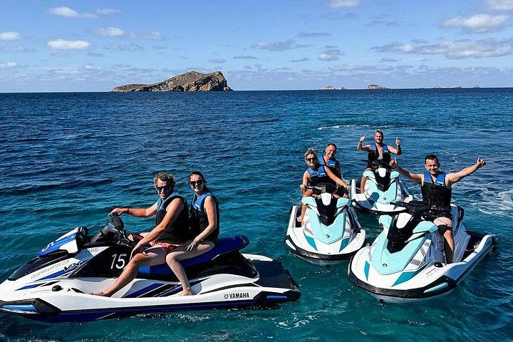 Excursion en jet ski à Cala Comte