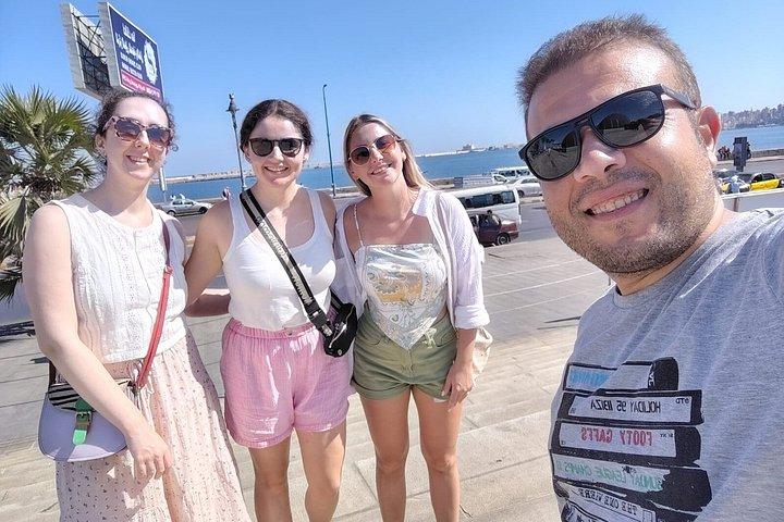 フルガダからギザのピラミッドとスフィンクスと宝石博物館への日帰り旅行