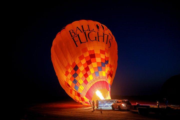 Sunrise Dubai Heißluftballonfahrt mit Hoteltransfers