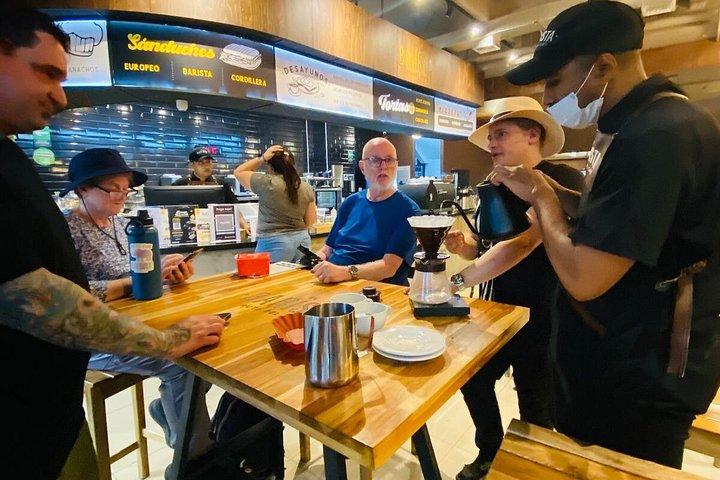 ペレイラを探索しよう：歴史、美食、コーヒー、そしてケーブルカー