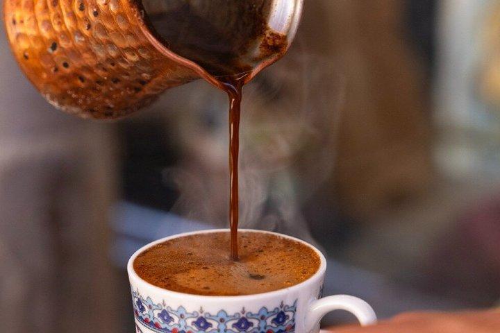 Istanbul Old City Street Food Tour Degustazioni locali nascoste