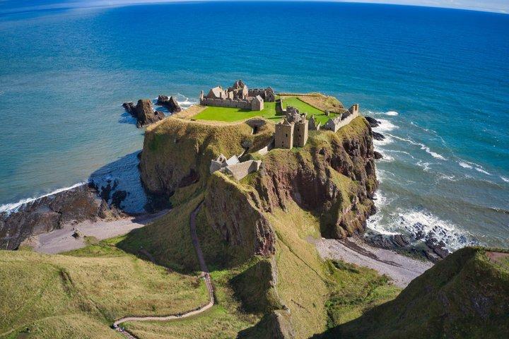 Castelos escoceses Glamis e Dunnottar Guia turístico italiano