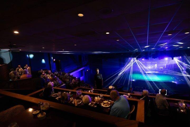 ReVibe Três Cursos Jantar Show Experience