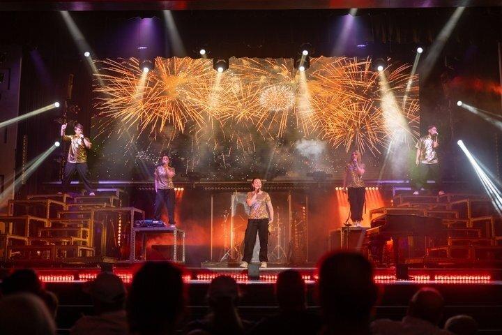 ReVibe Três Cursos Jantar Show Experience