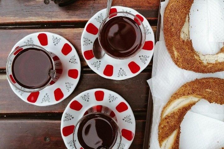 Istanbul Old City Street Food Tour Degustazioni locali nascoste