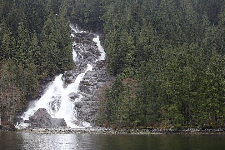Vancouver Granite Falls Cruise · 2-Star Select Class