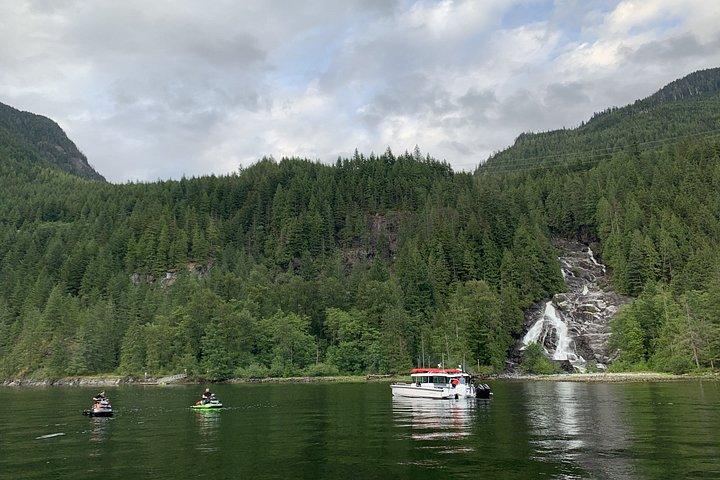 Vancouver Granite Falls Cruise · 2-Star Select Class