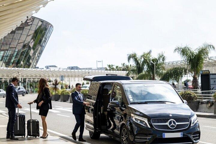 London or Heathrow Airport to Cambridge Private Transfer