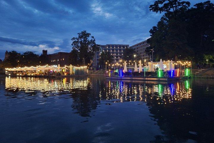 Wroclaw: Katamarankryssning på BARBARKA Riverside Bar