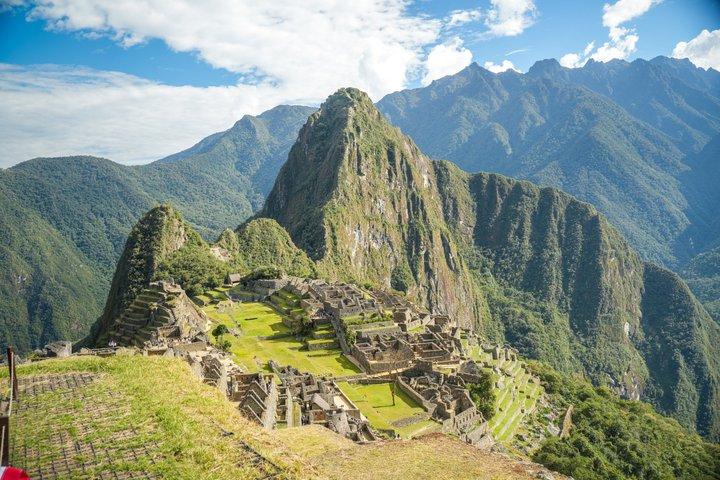 Huchuy Qosqo with Machu Picchu Connection