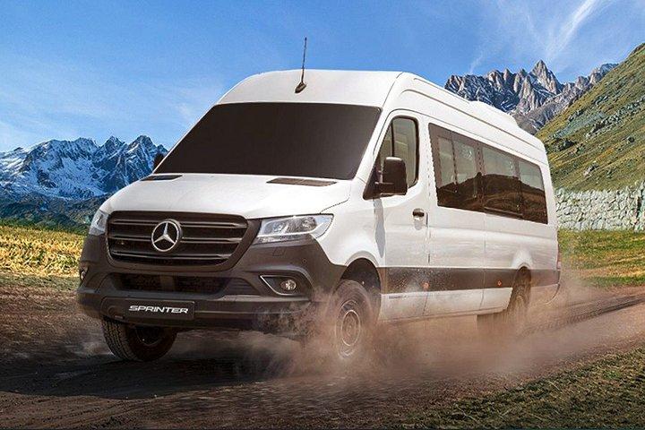 クスコ空港送迎：プライベートタクシー、バン＆SUV