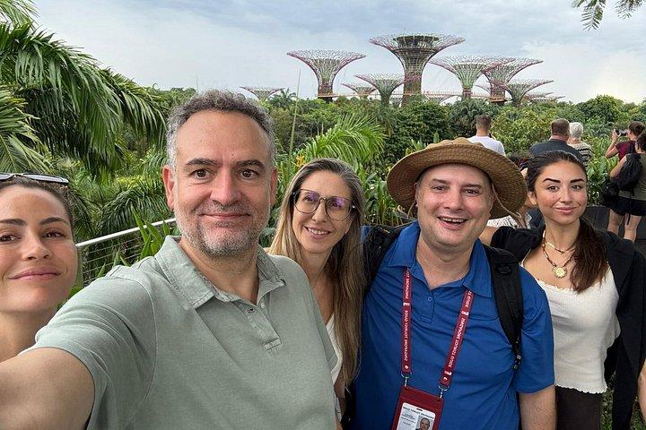 2 to 8 Hours Private Customized Walking Tour in Spanish