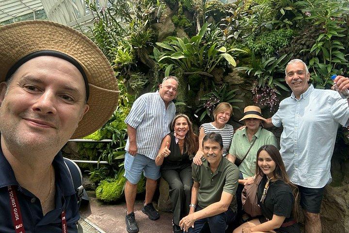 2 to 8 Hours Private Customized Walking Tour in Spanish