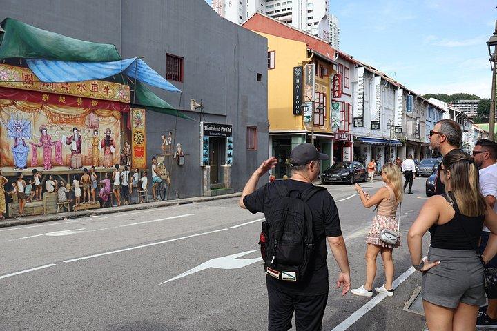 2 to 8 Hours Private Customized Walking Tour in Spanish