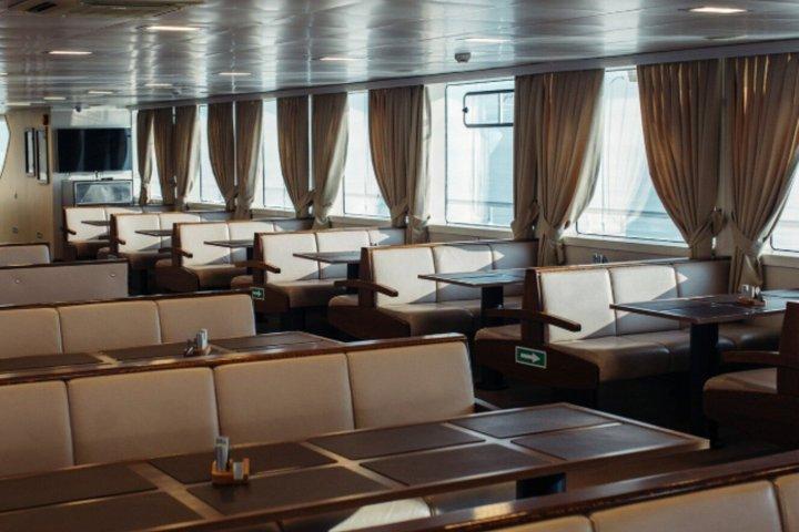 Las vistas más bonitas de Bakú : Experiencia Premium en barco