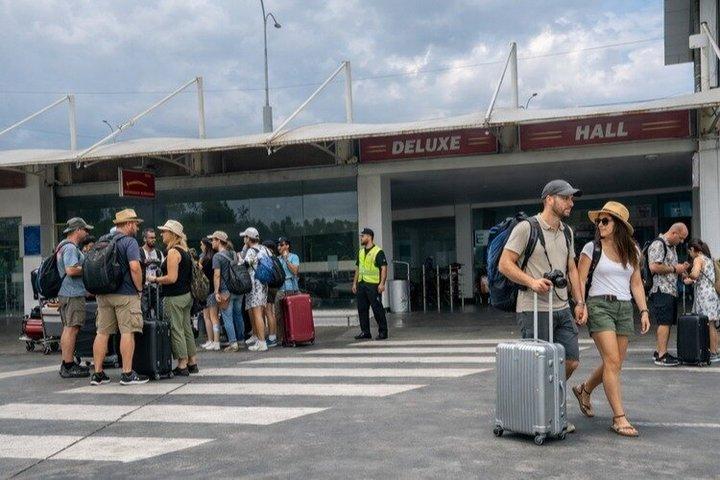 カトマンズ空港送迎：プライベート送迎