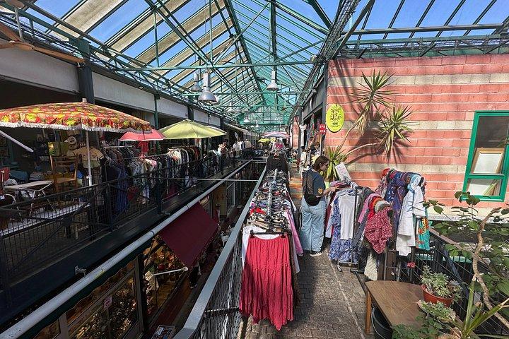 パリ蚤の市プライベートツアーサンウーアン骨董品（ピックアップ付き）